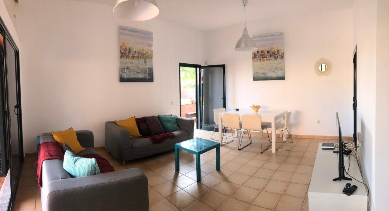 Lovely 2-Bed Villa In Corralejo Fuerteventura Exterior photo